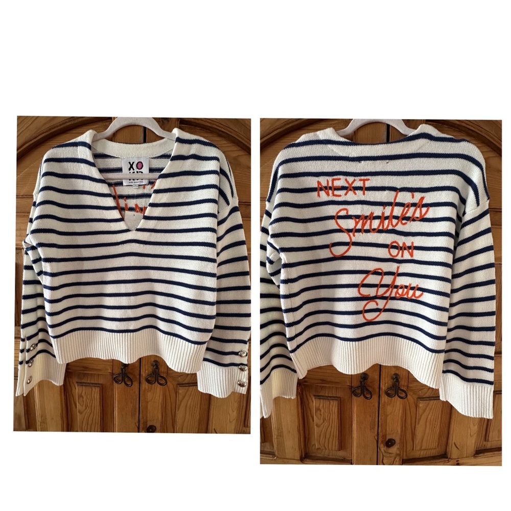 💛Kerri Rosenthal  “Next Smile’s On You” V-neck Sweater NWT size S